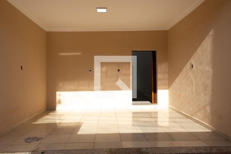 Casa para alugar com 130m², 3 quartos e 3 vagas Casa para alugar com 130m², 3 quartos e 3 vagasGaragem