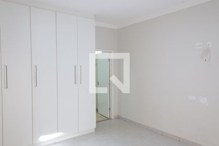 Casa para alugar com 130m², 3 quartos e 3 vagas Casa para alugar com 130m², 3 quartos e 3 vagasSuíte 3