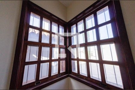 Sala 2 de casa para alugar com 5 quartos, 300m² em Nova Gameleira, Belo Horizonte