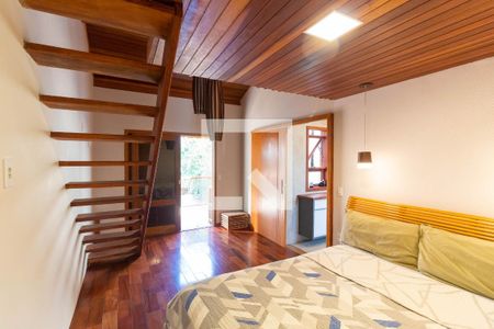 Casa à venda com 250m², 3 quartos e 2 vagasSuíte 1