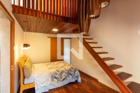 Casa à venda com 250m², 3 quartos e 2 vagasSuíte 1