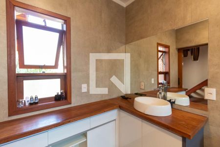 Casa à venda com 250m², 3 quartos e 2 vagasBanheiro da Suíte 1