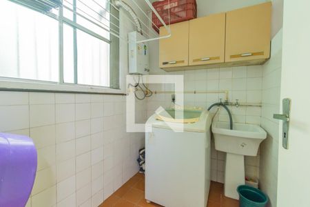 Apartamento à venda com 69m², 3 quartos e 1 vagaÁrea de Serviço