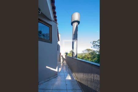 Casa de condomínio à venda com 284m², 5 quartos e 4 vagasSuíte Sacada