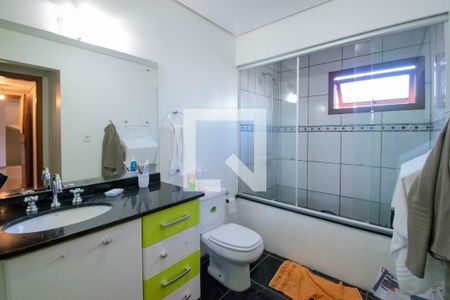 Casa de condomínio à venda com 284m², 5 quartos e 4 vagasBanheiro da Suíte