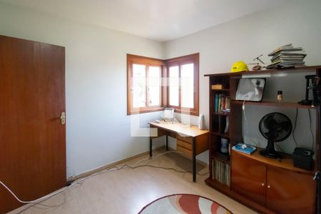 Casa de condomínio à venda com 284m², 5 quartos e 4 vagasQuarto 2