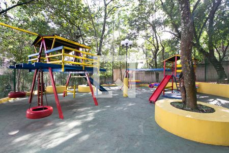 Apartamento à venda com 49m², 2 quartos e 1 vagaÁrea Comum - Playground