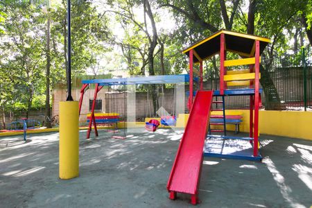 Apartamento à venda com 49m², 2 quartos e 1 vagaÁrea Comum - Playground