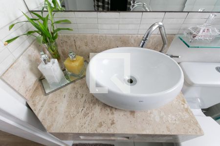 Apartamento à venda com 49m², 2 quartos e 1 vagaDetalhe banheiro