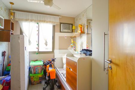 Apartamento à venda com 168m², 4 quartos e 2 vagas Apartamento à venda com 168m², 4 quartos e 2 vagasQuarto 2