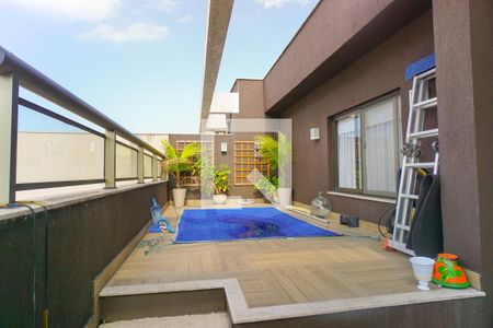 Apartamento à venda com 168m², 4 quartos e 2 vagas Apartamento à venda com 168m², 4 quartos e 2 vagasCobertura