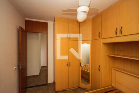 Apartamento à venda com 64m², 3 quartos e 1 vagaQuarto 02