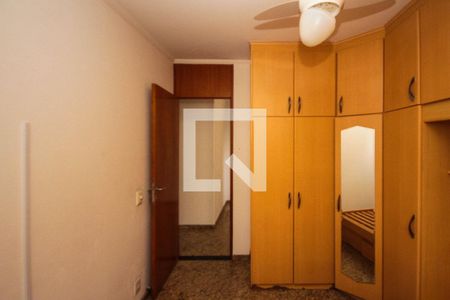 Apartamento à venda com 64m², 3 quartos e 1 vagaQuarto 02
