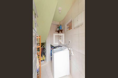 Casa à venda com 140m², 2 quartos e 6 vagasÁrea de Serviço