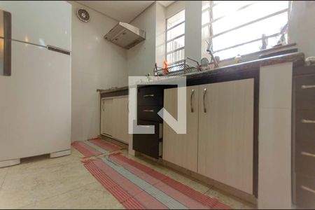 Sala e Cozinha de casa à venda com 2 quartos, 140m² em Parque das Paineiras, São Paulo