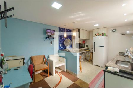 Sala e Cozinha de casa à venda com 2 quartos, 140m² em Parque das Paineiras, São Paulo