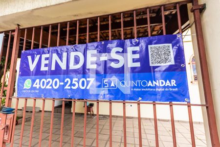 Casa à venda com 153m², 3 quartos e 2 vagasPlaquinha