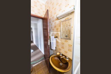 Casa à venda com 153m², 3 quartos e 2 vagasBanheiro