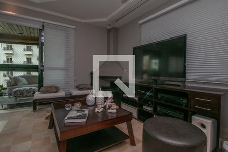 Apartamento à venda com 200m², 4 quartos e 5 vagas Apartamento à venda com 200m², 4 quartos e 5 vagasSala de Estar