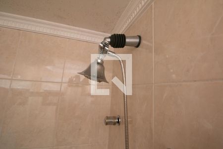 Apartamento à venda com 200m², 4 quartos e 5 vagas Apartamento à venda com 200m², 4 quartos e 5 vagasBanheiro Suíte 2