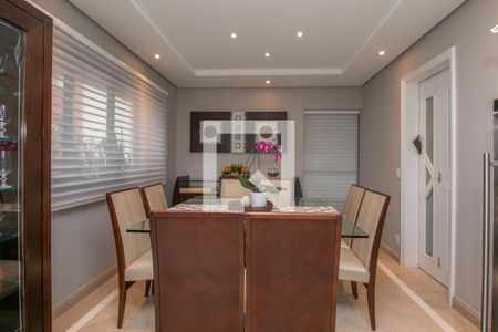 Apartamento à venda com 200m², 4 quartos e 5 vagas Apartamento à venda com 200m², 4 quartos e 5 vagasSala de Jantar