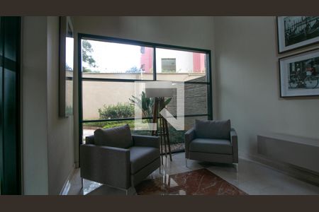 Apartamento à venda com 200m², 4 quartos e 5 vagas Apartamento à venda com 200m², 4 quartos e 5 vagasHall social