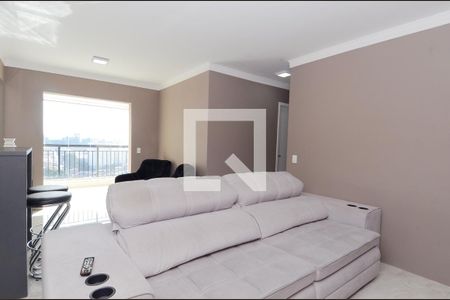 Sala de Apartamento com 2 quartos, 70m² Vila Augusta