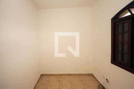 Casa à venda com 170m², 3 quartos e 3 vagas Casa à venda com 170m², 3 quartos e 3 vagasQuarto 02