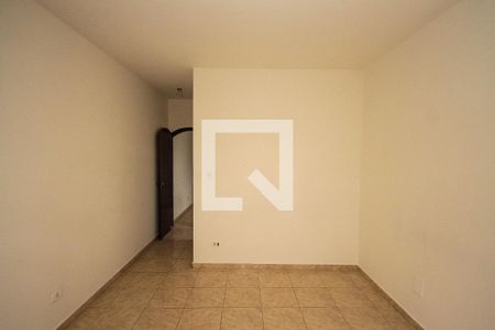 Casa à venda com 170m², 3 quartos e 3 vagas Casa à venda com 170m², 3 quartos e 3 vagasSuite