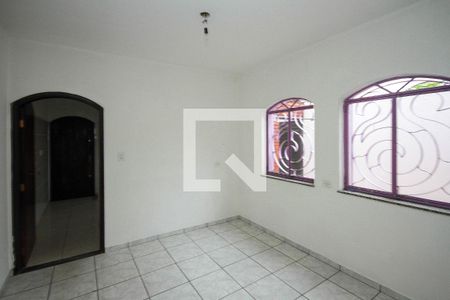 Casa à venda com 170m², 3 quartos e 3 vagas Casa à venda com 170m², 3 quartos e 3 vagasSala de Jantar