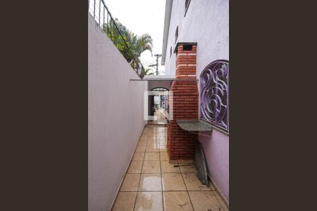 Casa à venda com 170m², 3 quartos e 3 vagas Casa à venda com 170m², 3 quartos e 3 vagascorredor externo