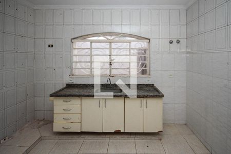 Casa à venda com 170m², 3 quartos e 3 vagas Casa à venda com 170m², 3 quartos e 3 vagascozinha