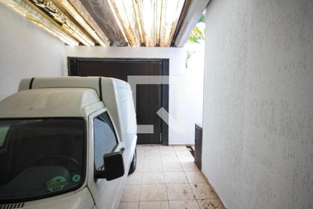 Casa à venda com 170m², 3 quartos e 3 vagas Casa à venda com 170m², 3 quartos e 3 vagasGaragem