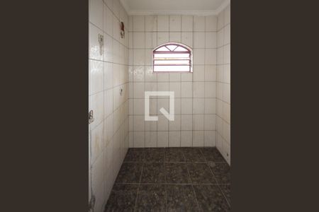 Casa à venda com 170m², 3 quartos e 3 vagas Casa à venda com 170m², 3 quartos e 3 vagasbanheiro da Suite