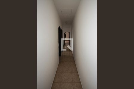 Casa à venda com 170m², 3 quartos e 3 vagas Casa à venda com 170m², 3 quartos e 3 vagascorredor