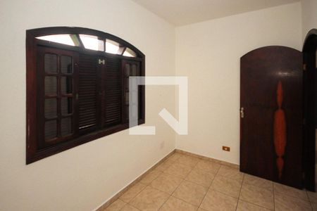 Casa à venda com 170m², 3 quartos e 3 vagas Casa à venda com 170m², 3 quartos e 3 vagasQuarto 02