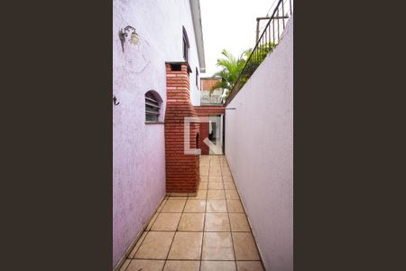 Casa à venda com 170m², 3 quartos e 3 vagas Casa à venda com 170m², 3 quartos e 3 vagascorredor externo