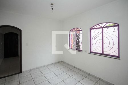 Casa à venda com 170m², 3 quartos e 3 vagas Casa à venda com 170m², 3 quartos e 3 vagasSala de Jantar
