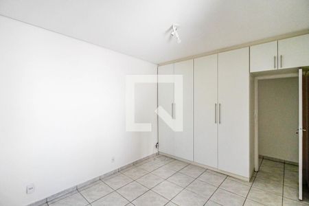 Casa à venda com 132m², 3 quartos e 2 vagas