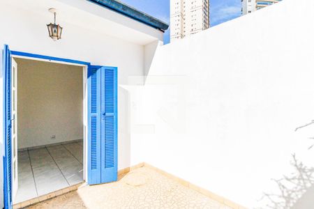 Casa à venda com 132m², 3 quartos e 2 vagas