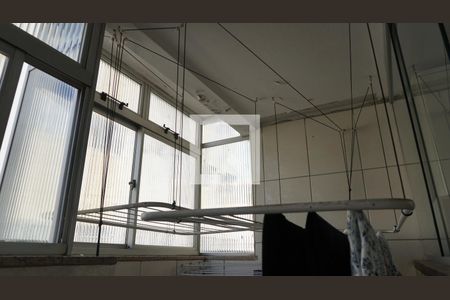 Apartamento à venda com 115m², 3 quartos e 1 vagaÁrea de Serviço