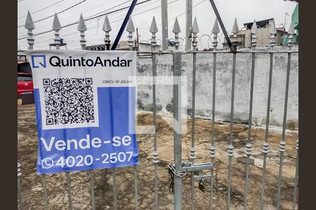 Casa à venda com 257m², 3 quartos e 6 vagas Casa à venda com 257m², 3 quartos e 6 vagasPlaca