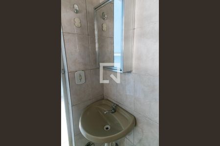 Casa à venda com 257m², 3 quartos e 6 vagas Casa à venda com 257m², 3 quartos e 6 vagasBanheiro - Edícula