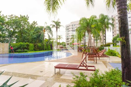 Apartamento à venda com 80m², 2 quartos e 1 vagaÁrea comum - Piscina