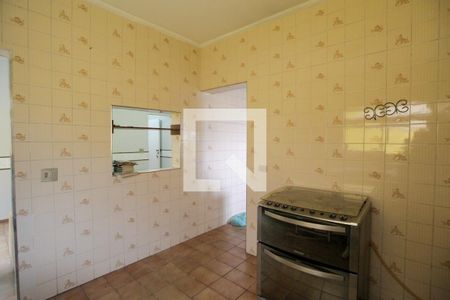 Casa à venda com 196m², 3 quartos e 7 vagas Casa à venda com 196m², 3 quartos e 7 vagasCozinha