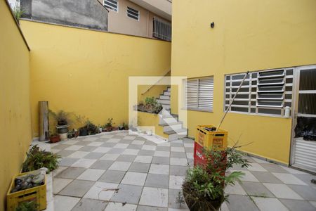 Casa à venda com 196m², 3 quartos e 7 vagas Casa à venda com 196m², 3 quartos e 7 vagasQuintal