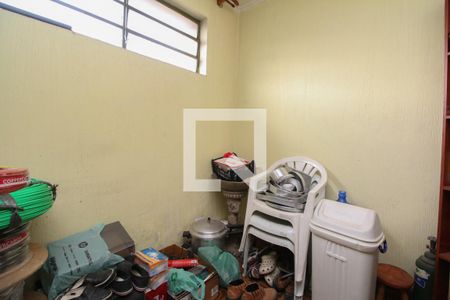 Casa para alugar com 250m², 5 quartos e 5 vagas Casa para alugar com 250m², 5 quartos e 5 vagasDispensa