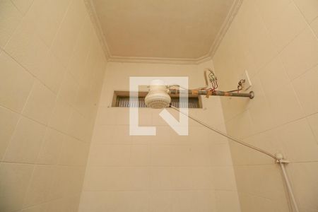 Casa para alugar com 250m², 5 quartos e 5 vagas Casa para alugar com 250m², 5 quartos e 5 vagasBanheiro de Serviço