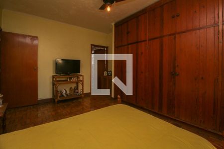 Casa para alugar com 250m², 5 quartos e 5 vagas Casa para alugar com 250m², 5 quartos e 5 vagasSuíte