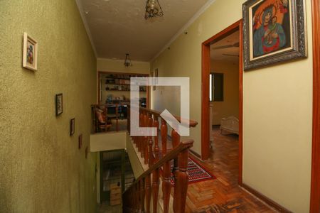 Casa para alugar com 250m², 5 quartos e 5 vagas Casa para alugar com 250m², 5 quartos e 5 vagasCorredor